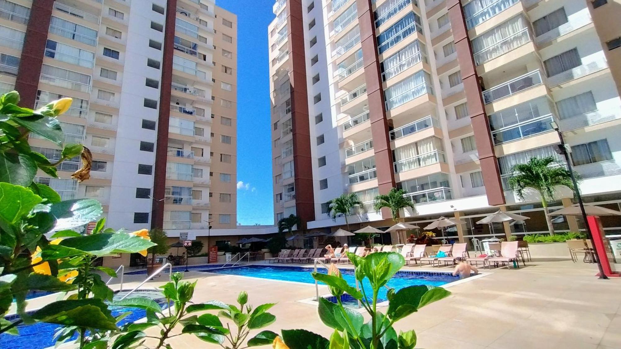 Casa Da Madeira Caldas Novas - Achei Ferias - Com Roupa De Cama Екстериор снимка